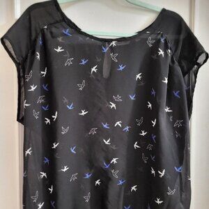 Reitmans Sheer Flying Cranes Bird Print Blouse - Size Large